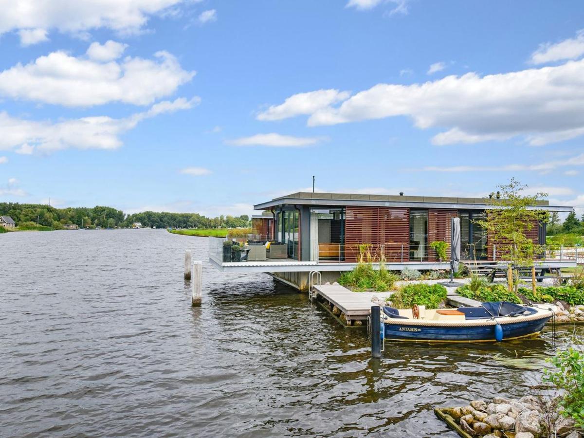 De Veenhoop Landal Waterpark De Alde Feanen酒店 外观 照片